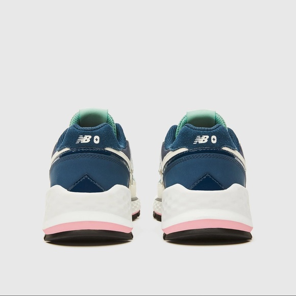 Figs New Balance 574S Size 7 - Picture 4 of 10